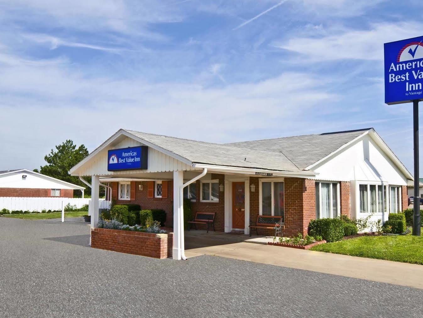 Americas Best Value Inn Arkansas City Экстерьер фото